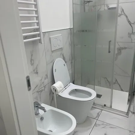 アパート Via Garibaldi 1850