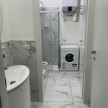 Via Garibaldi 18 50 Appartamento *