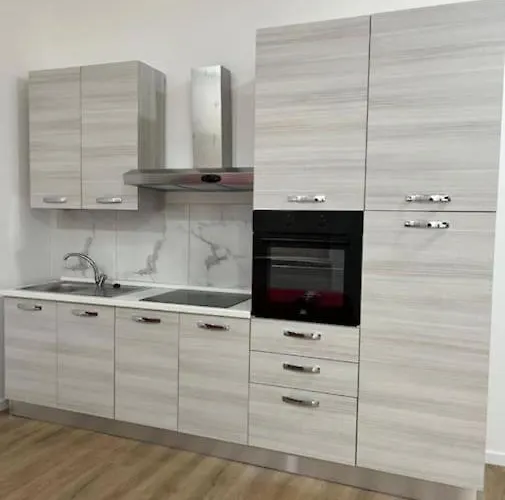 アパート Via Garibaldi 1850