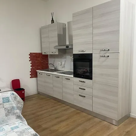 Via Garibaldi 1850 Apartment